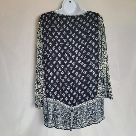 Lucky Brand Blue Floral Mixed Print Crew Neck Blouse Size Small - Picture 5 of 9